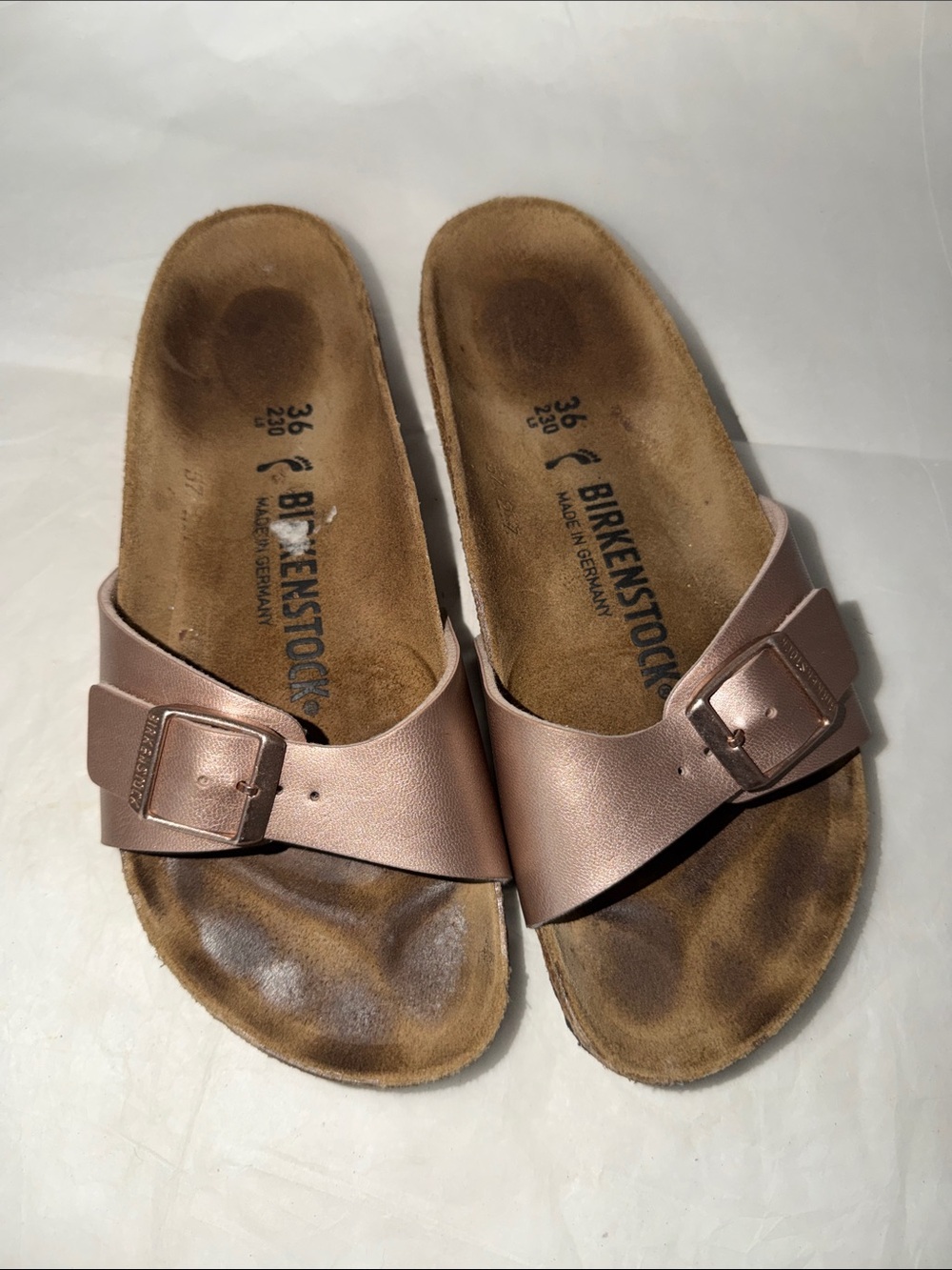 Birkenstock Women’s Madrid Sandal in Rose Metallic Size 36